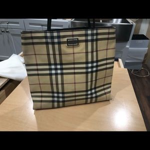 Burberry Tote.